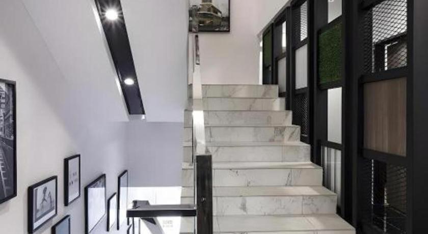 Hotel Insuna Τζόχορ Μπάχρου Εξωτερικό φωτογραφία