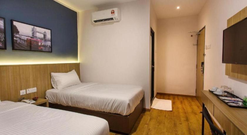 Hotel Insuna Τζόχορ Μπάχρου Εξωτερικό φωτογραφία